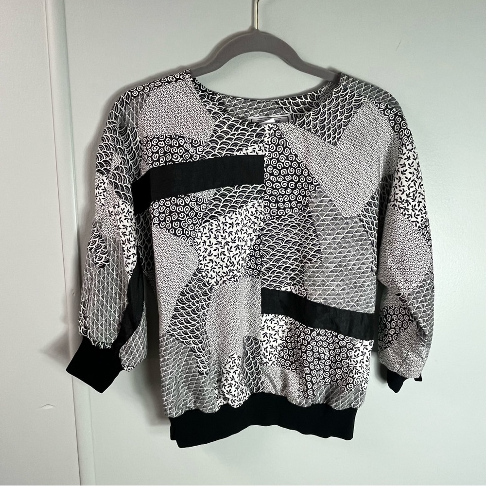 Vintage Naturally Yours Made for Liberty House Petite Top In Black and White